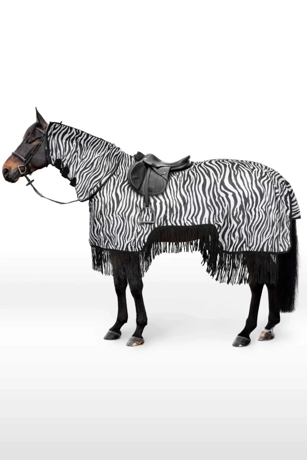 Horze Defender riding rug with fringes