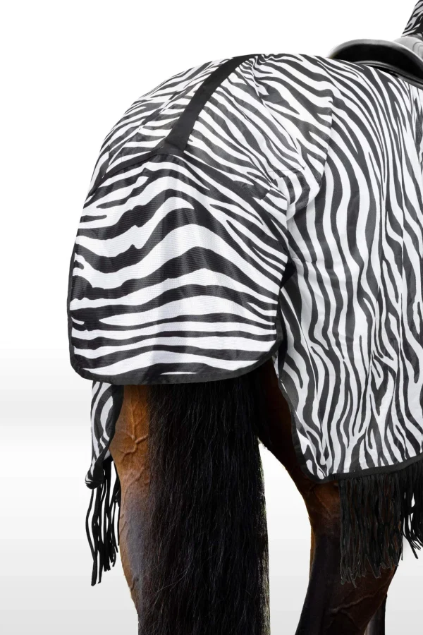 Horze Defender riding rug with fringes