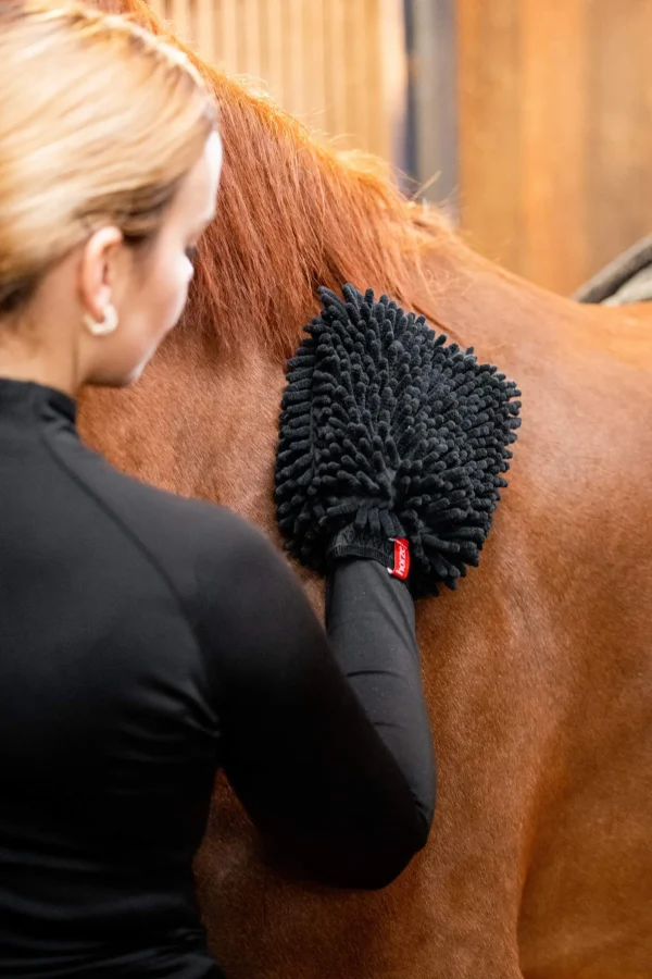 Horze Microfibre Grooming Glove