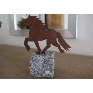 Karlslund Steel horse w. granite stone